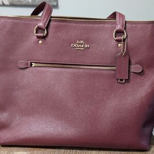 Coach Women's Plum Tote Bag